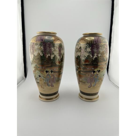 Antique Japanese Satsuma Mejii Period(late 1800-1912) Pair of 7.5" Vases Signed - Picture 3 of 13